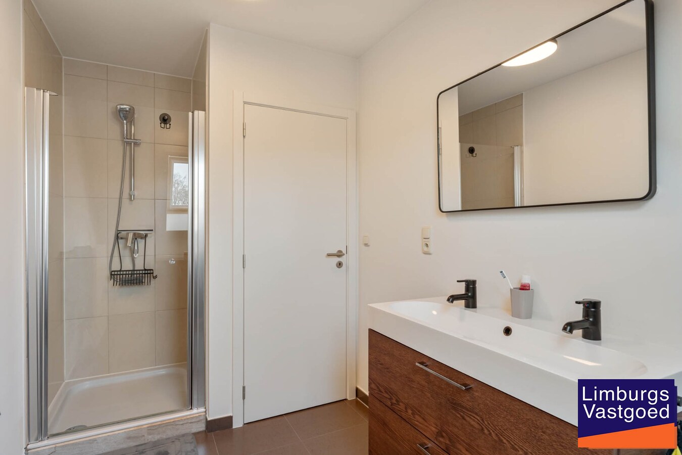 Modern appartement met groot terras in Diepenbeek, 1 slaapkamer, energielabel B, ondergrondse parking en berging inbegrepen 