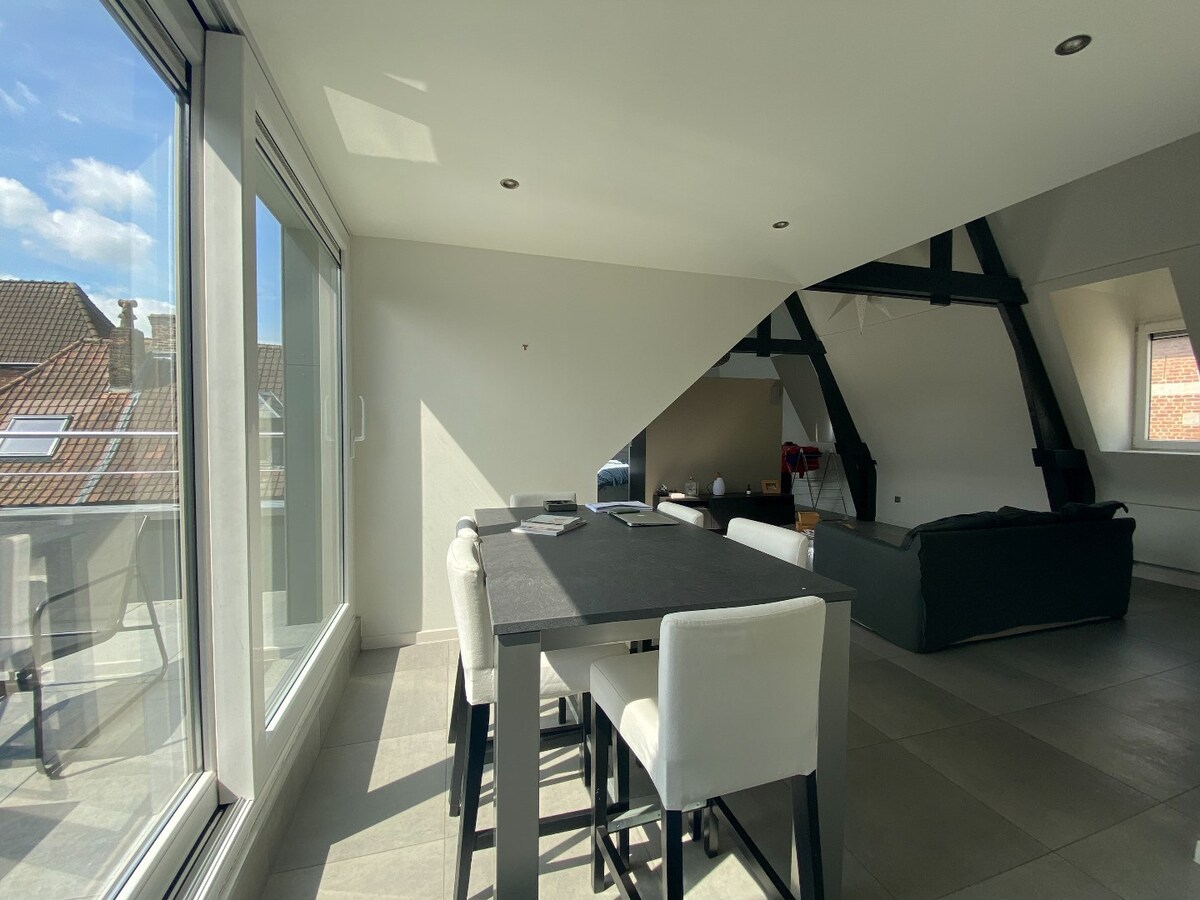 Appartement meublé avec terrasse en bord de Quai ! 