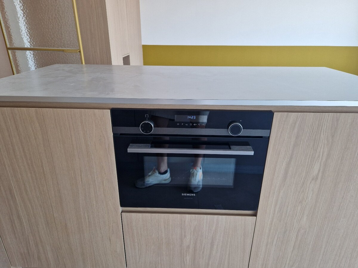Renovated apartment for rent on the Zeedijk in Nieuwpoort. 