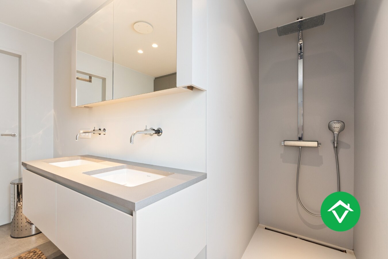 Instapklare woning met 4 slaapkamers en garage te Torhout 