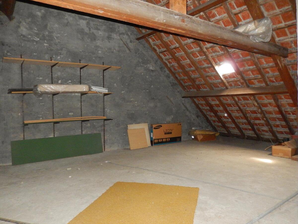 Ruime woning met veel potentieel 