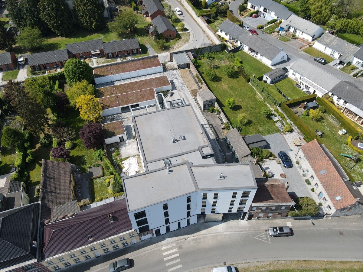 Avis aux investisseurs - Double garage (6m x 6m) à vendre ! 