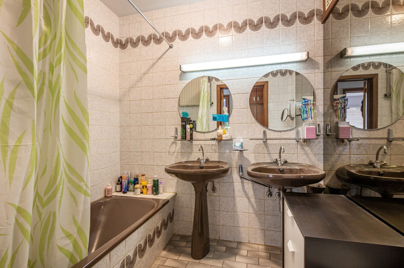 Instapklaar appartement - 3 slpks - lift - garage 