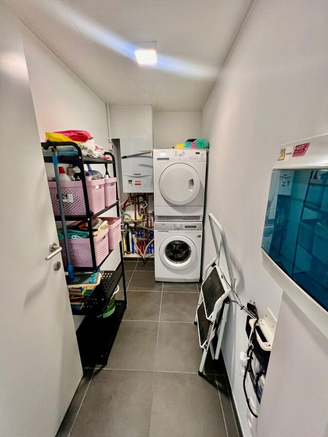 Ruim appartement op de markt van Houthulst 