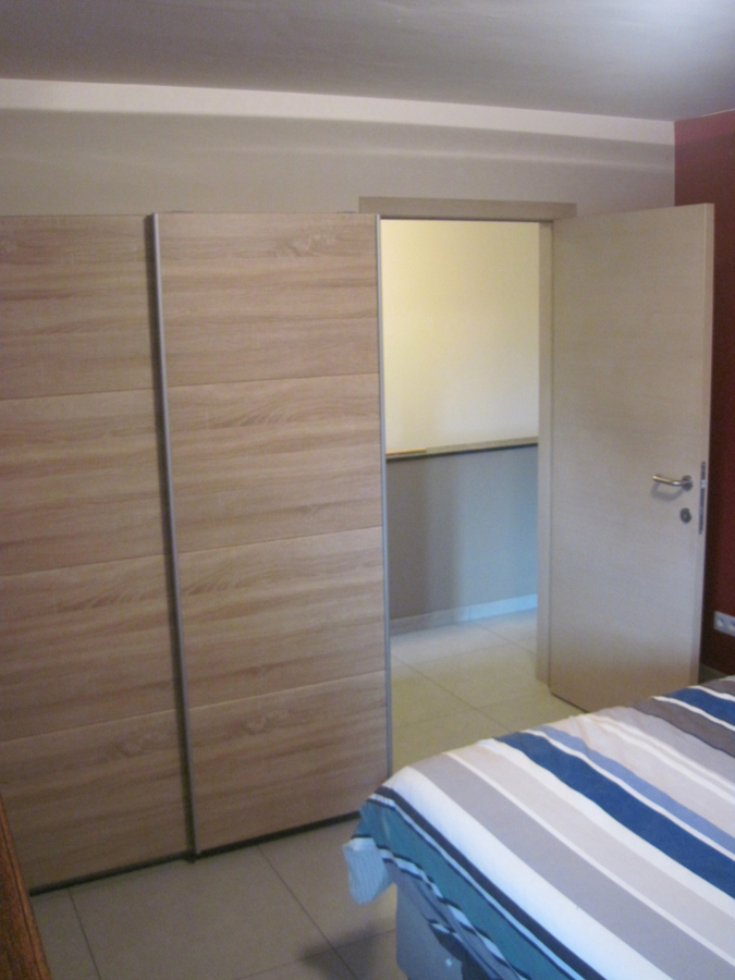 Recente, eigentijdse villa in doodlopende verkaveling ! 