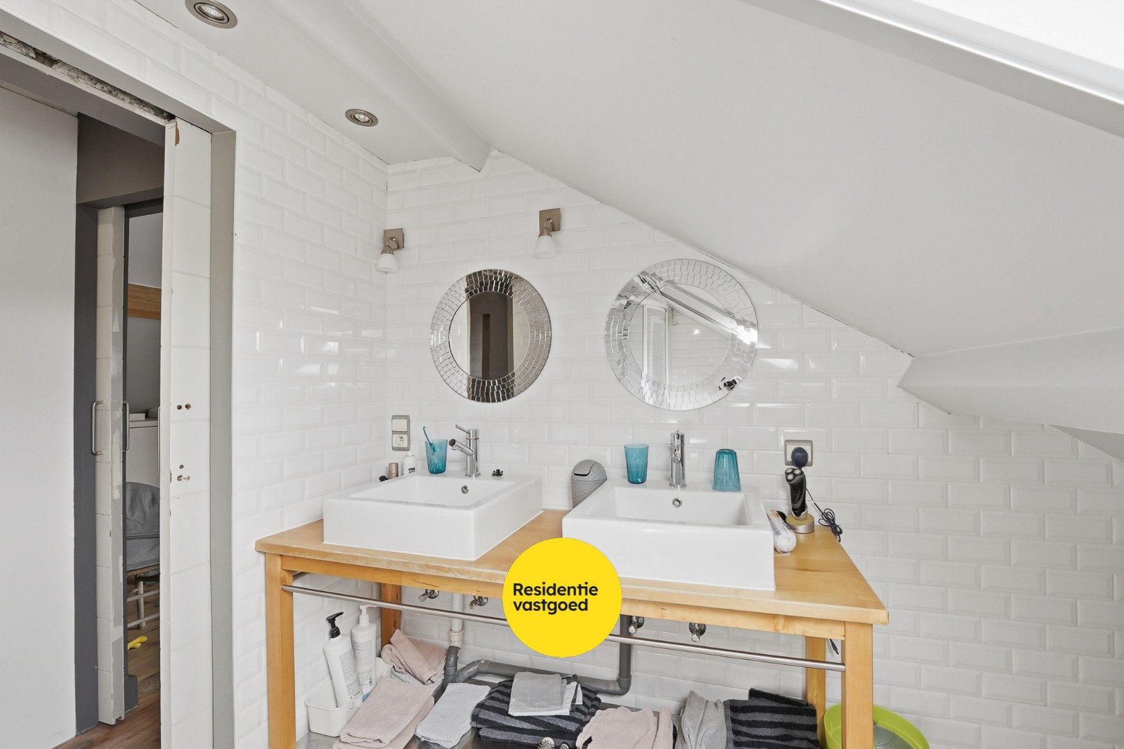 Duplex-appartement van 165 m² met garage, carport en zonnig terras in de Vicognewijk 