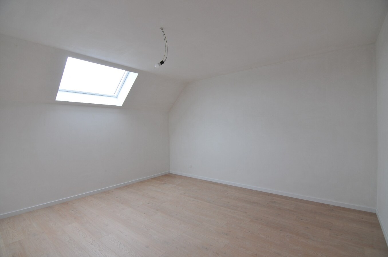 Nieuwbouwwoning te koop in rustige verkaveling te Sint-Baafs-Vijve 