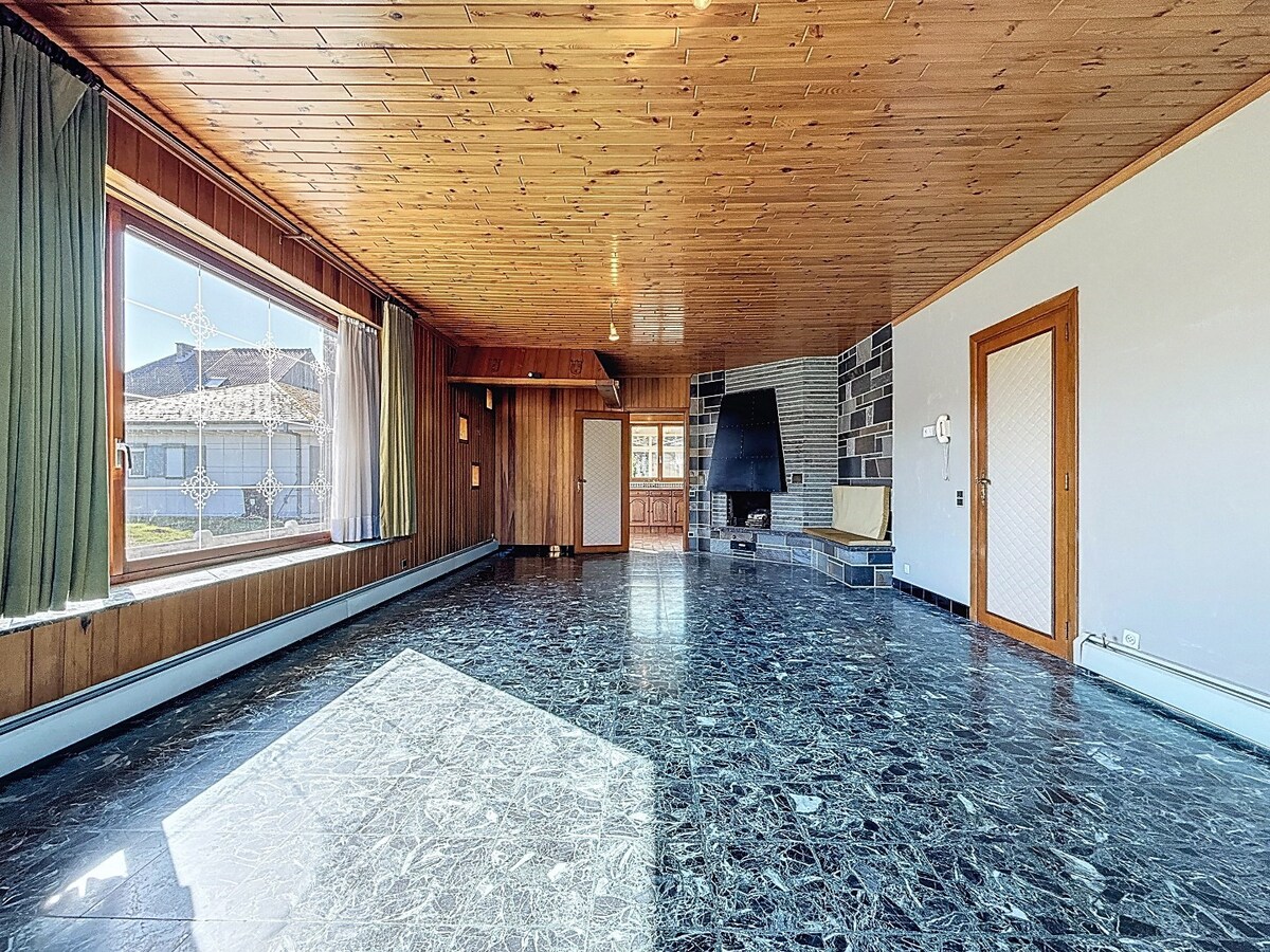 Statige laagbouwvilla met groene achteruit te Scheldewindeke 