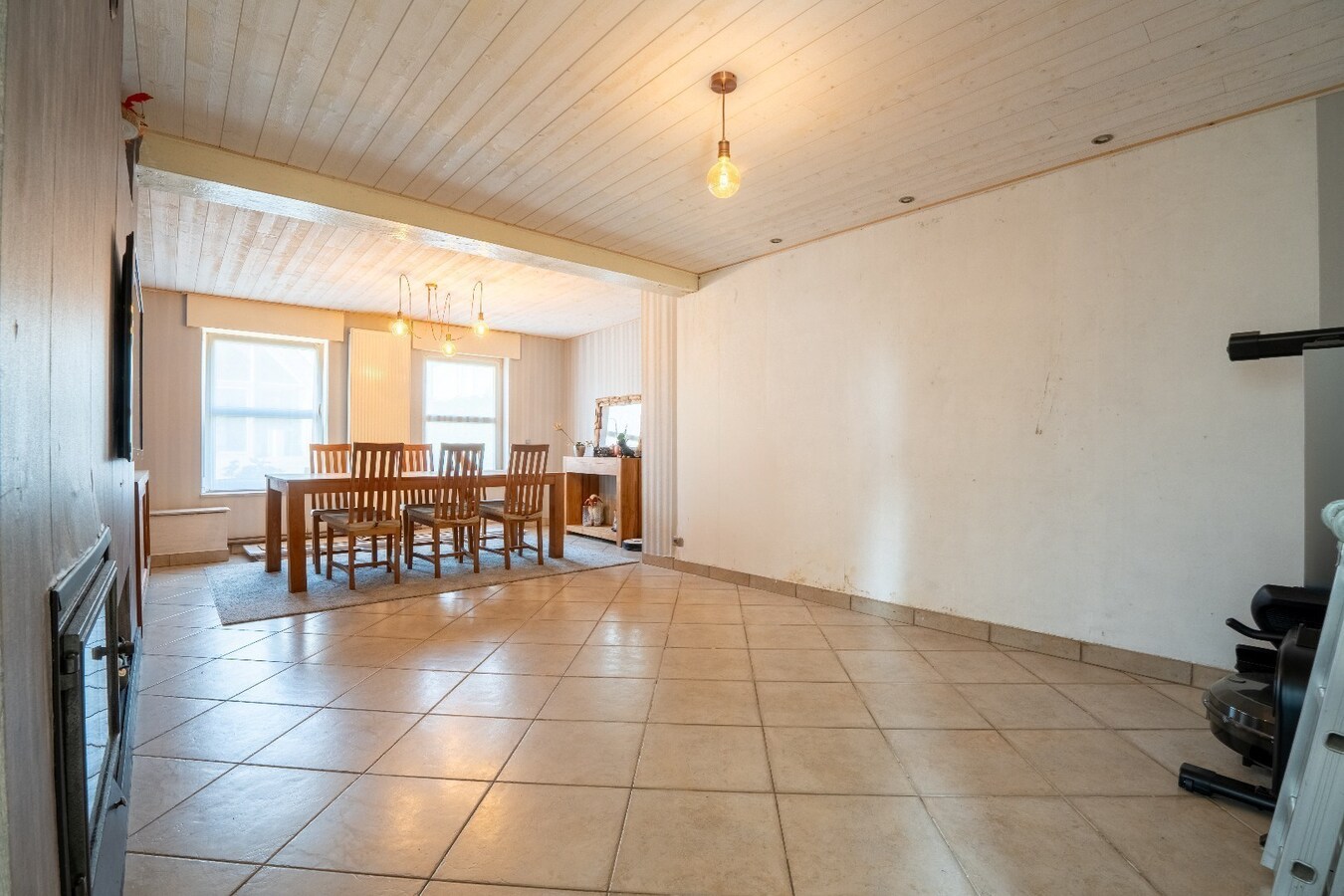 🏡 Te koop in Houthulst – Ruime open bebouwing op 600 m² met grote garage 