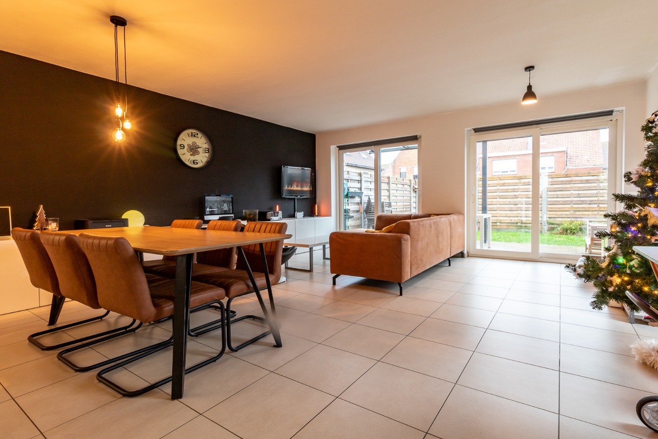 Recente woning met 3 slaapkamers in rustige wijk te Gistel 