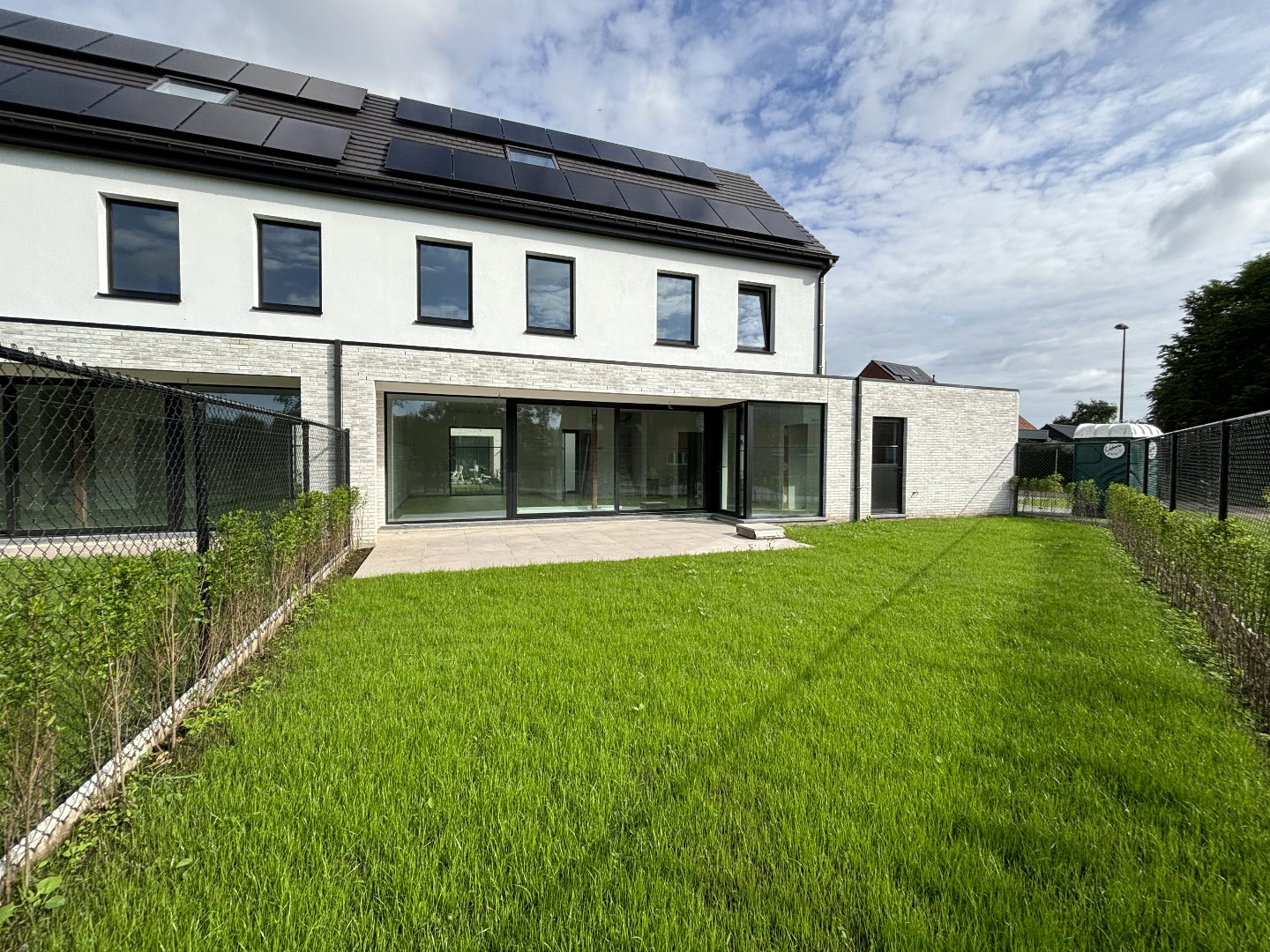 Project bestaande uit 4 energieneutrale woningen op TOP-ligging in Geel 