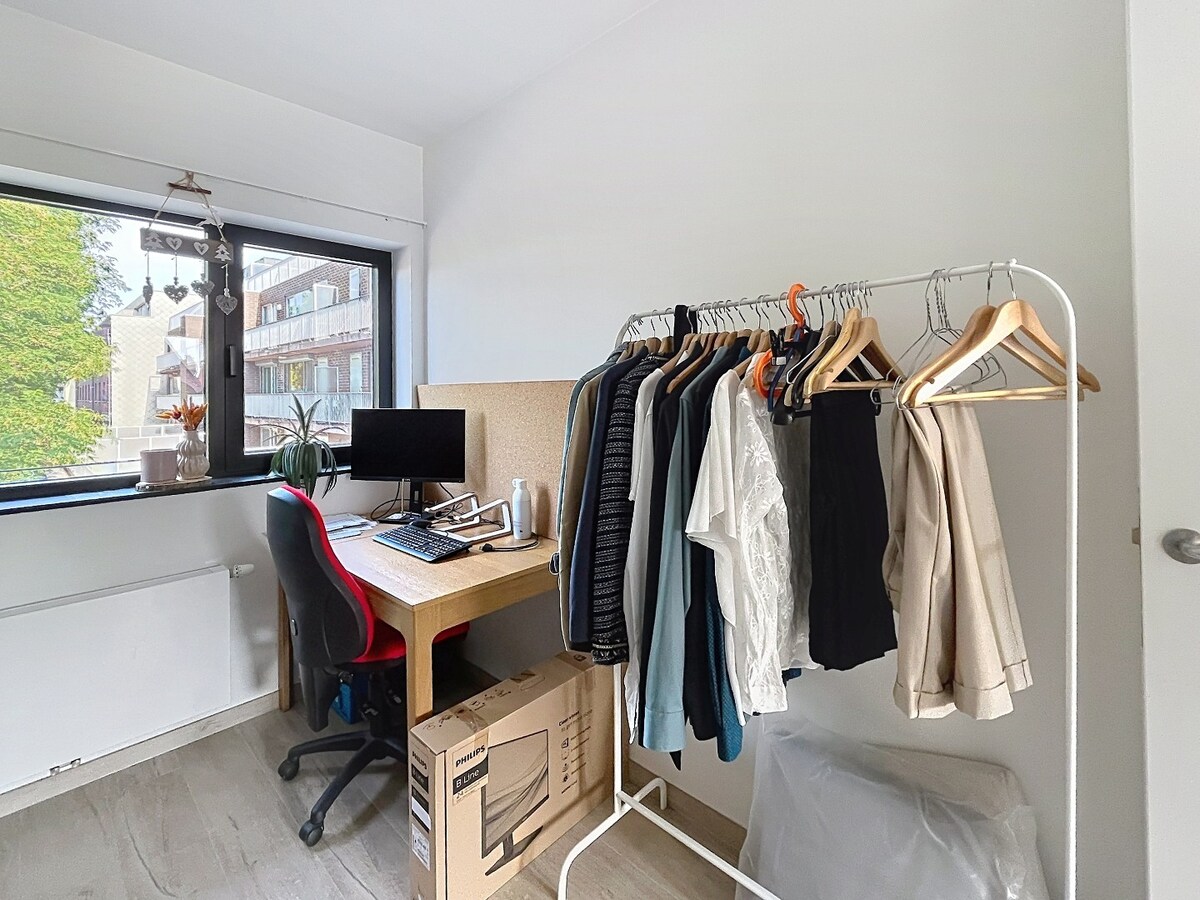 Topappartement 2-slaapkamer appartement met garage in hartje Aalter 