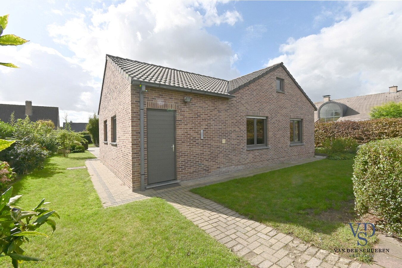 Tijdloze bungalow in een residentiële verkaveling 