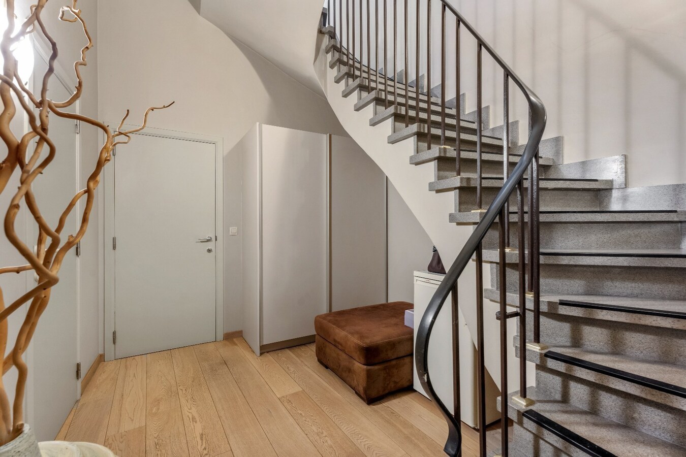 Uniek triplex met zonneterras van 75 m² in hartje Ieper 