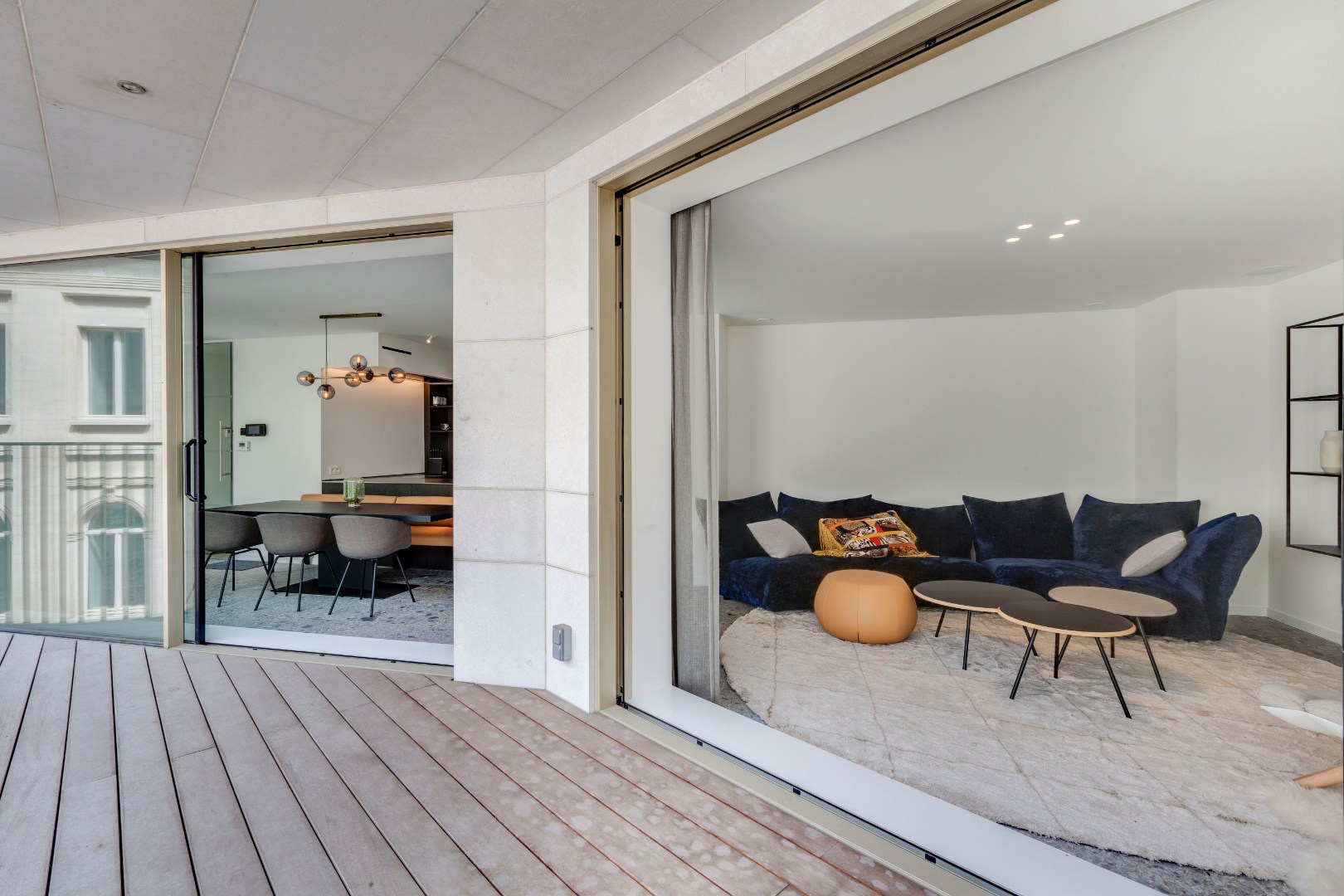 Gemeubeld en luxueus appartement  met parking te Kouterdreef 