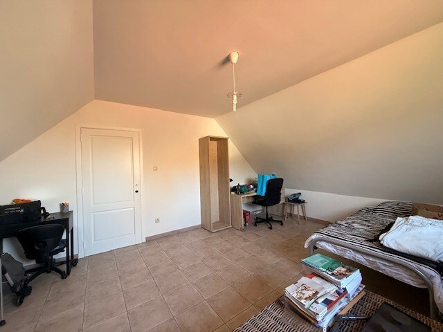 Duplex appartement met 2 slaapkamers, terras en autostandplaats te Dilsen-Stokkem 