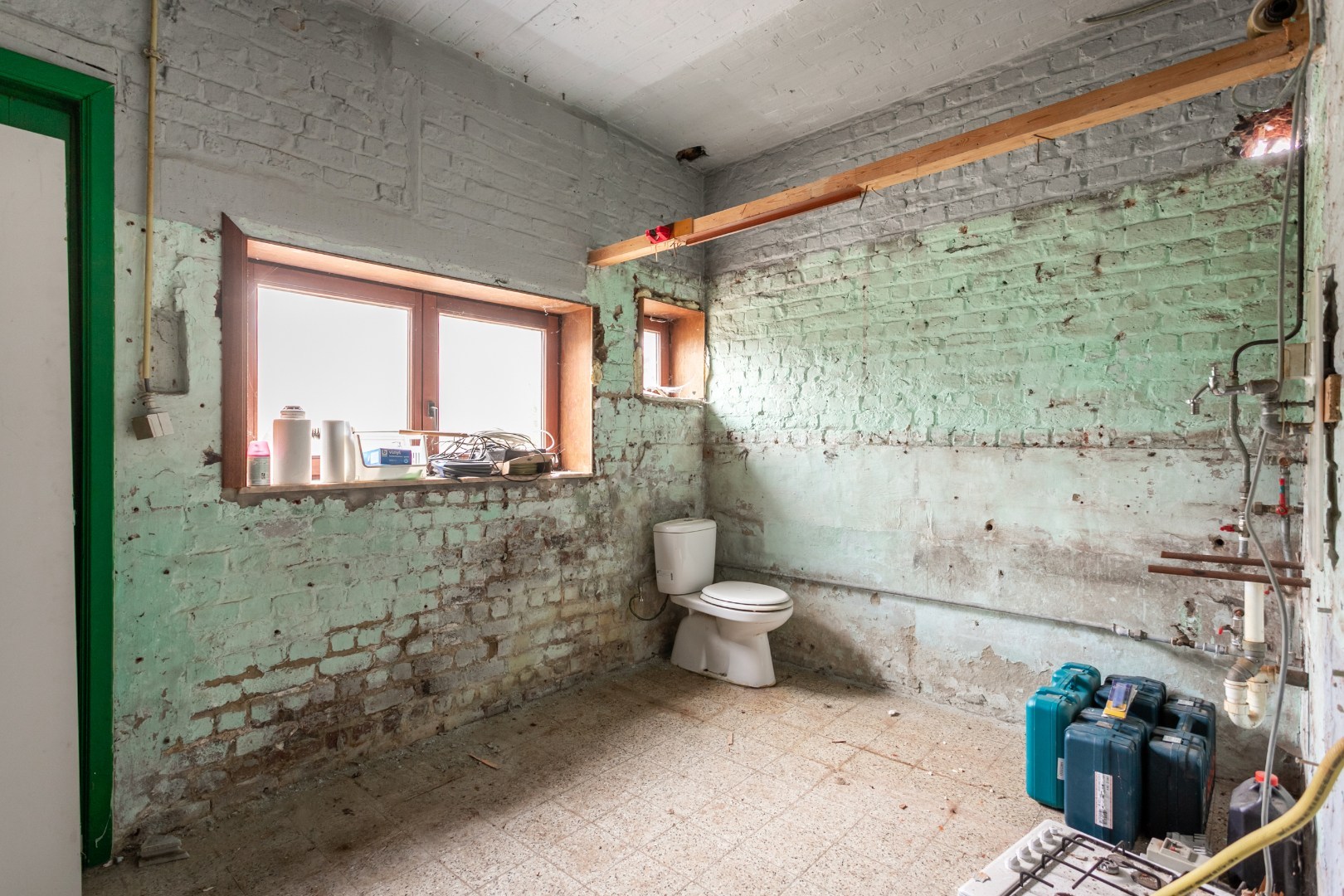 Ruime woning met veel potentieel in een groene omgeving op 39a 