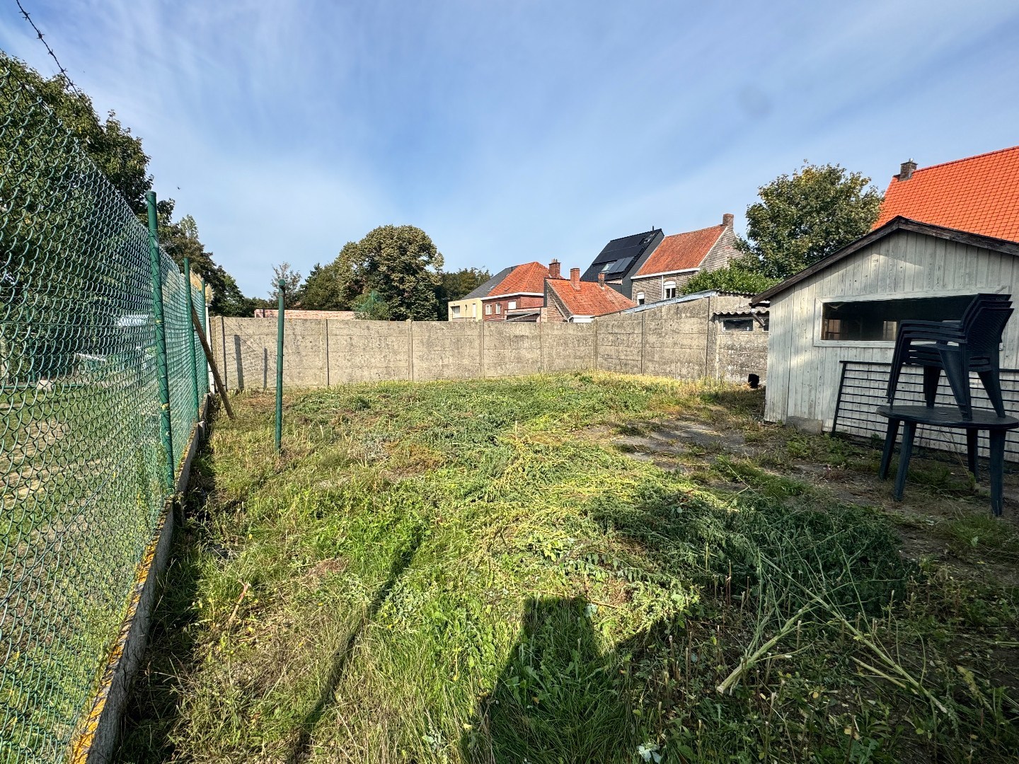Woning met tal van mogelijkheden in centrum Zulte. 