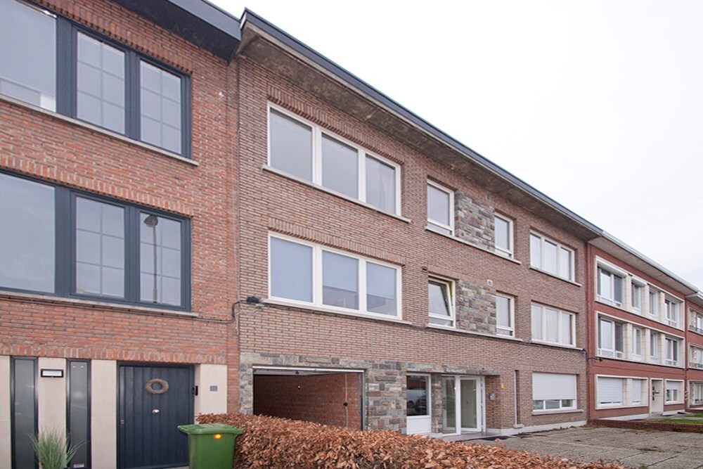 Instapklaar appartement met 2 slpks 