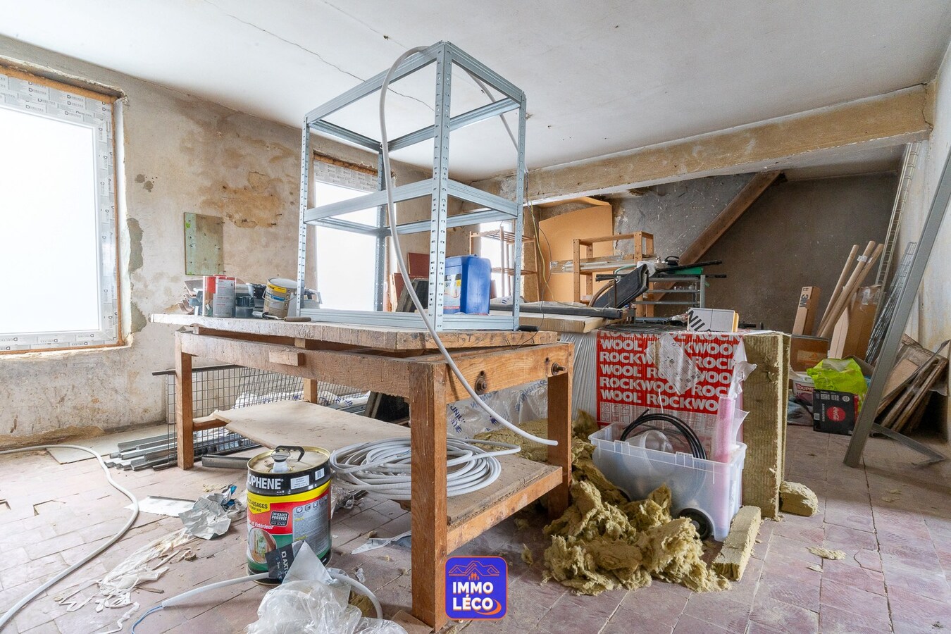 Grande maison d'habitation avec jardin, EXCELLENT POTENTIEL ! 