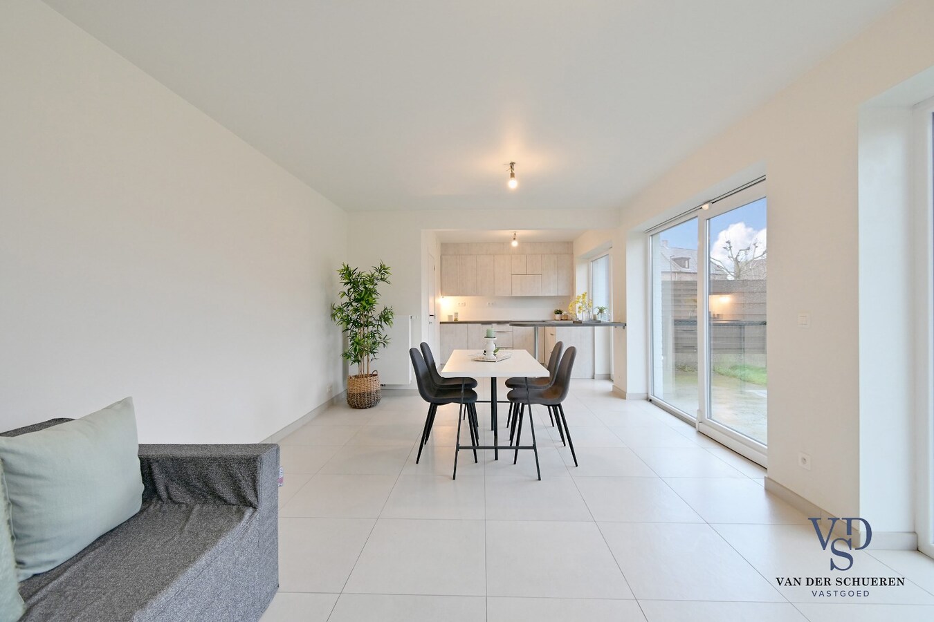 Volledig gerenoveerde Half Open Bebouwing 