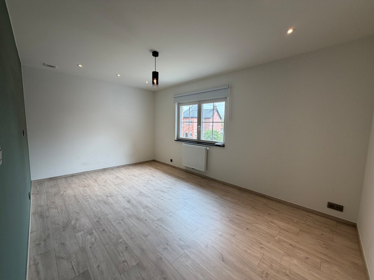 Praktische ingedeelde woning te Melsen. 