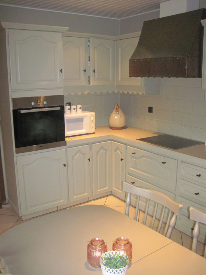 Stijlvolle en degelijke bungalow. Unieke ligging. 