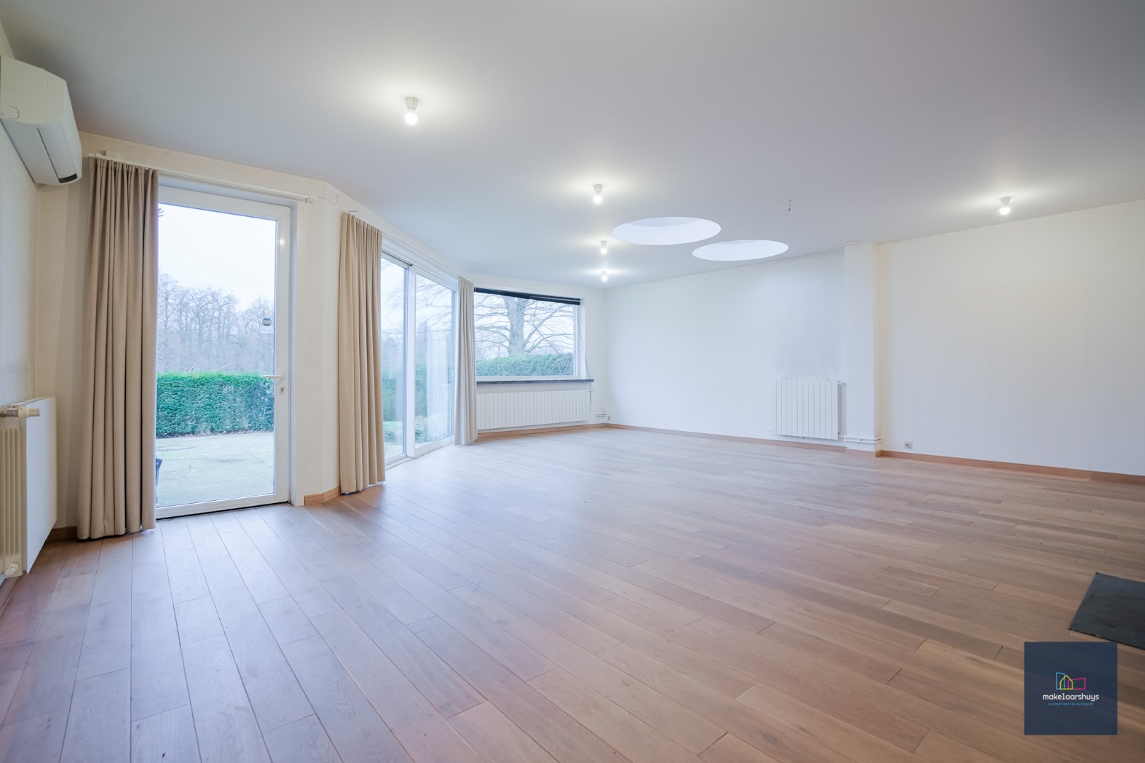 Ruime woning met zicht op het Claeys Bouüaertpark 