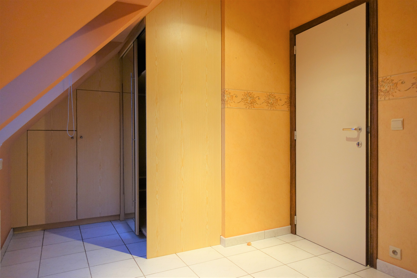 Ruim duplexappartement te Gistel 