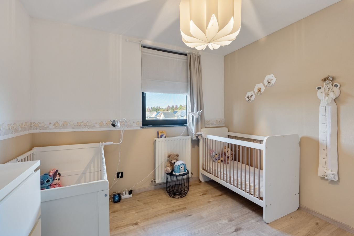 In Neeroeteren-centrum gelegen piramidewoning 