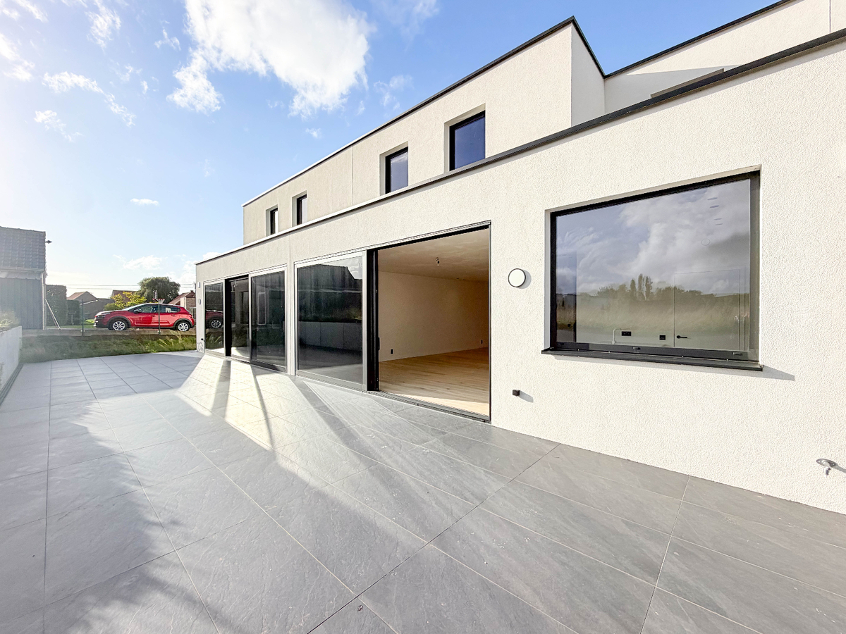 Verrassend ruime nieuwbouwwoning te Kortemark 
