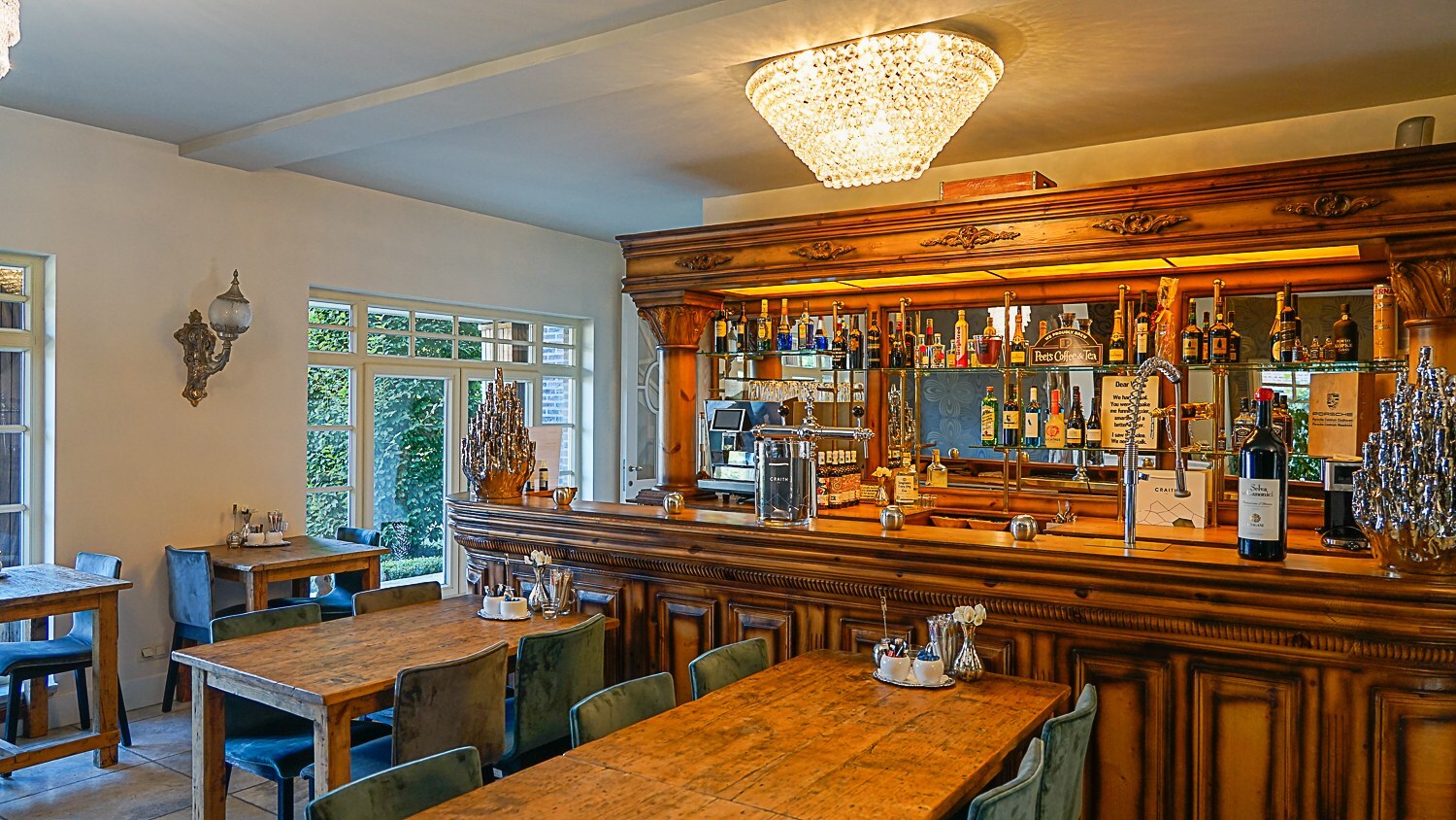 Handelscomplex / Praktijk / Showroom / Horeca / Wellnesskliniek / Villa/ ...op 4.367 m². 