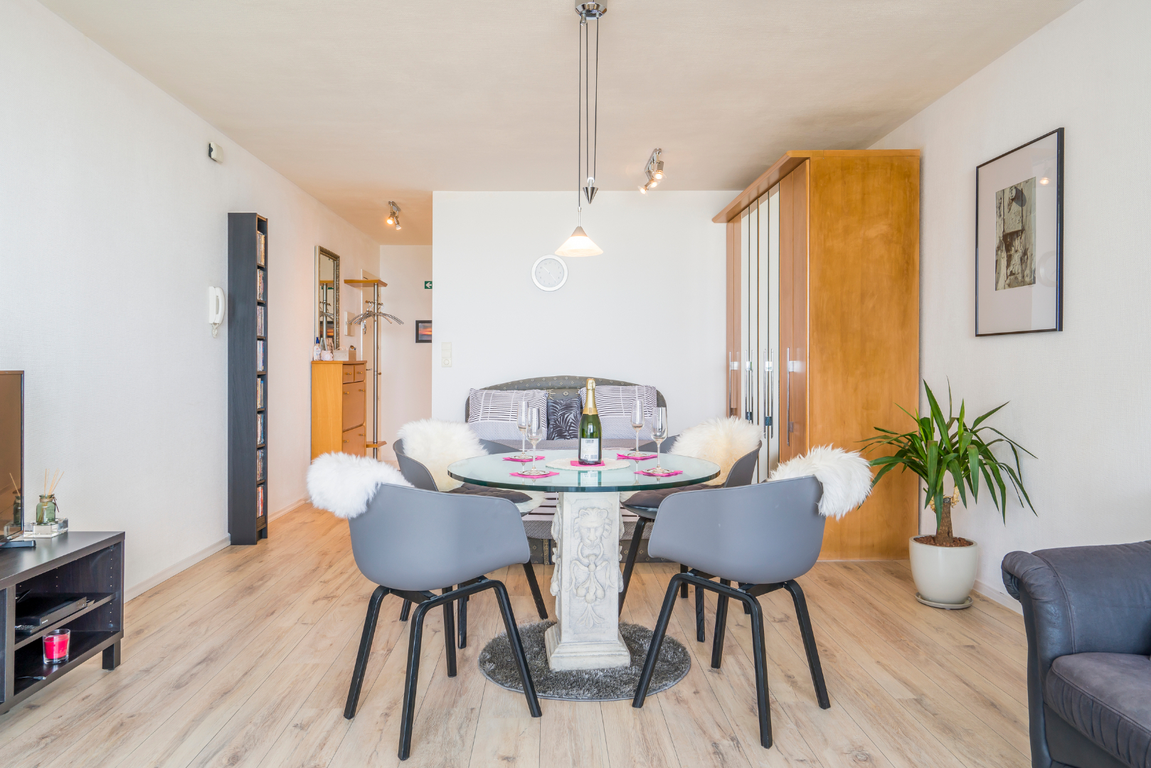 LUXUEUZE VAKANTIESTUDIO MET ZEEZICHT EN TERRAS (VAKANTIEVERHUUR) 