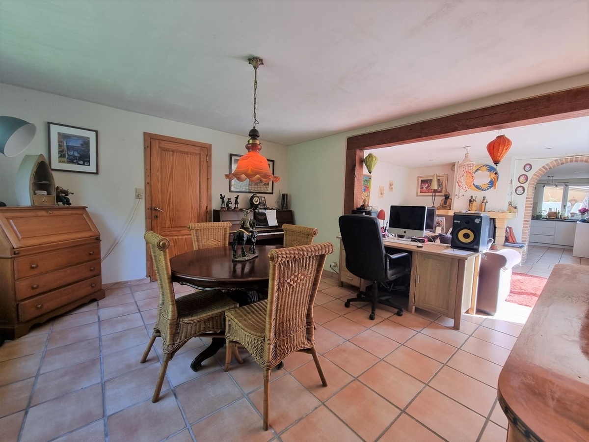 Zeer charmevolle, te renoveren woning te Weskapelle 