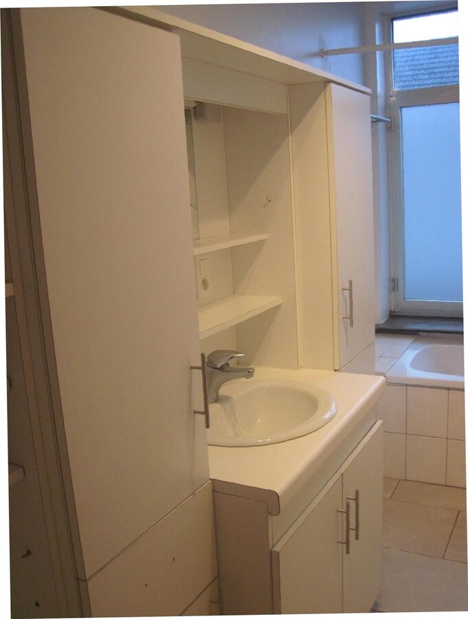 Ruim 1-spl-appartement. 