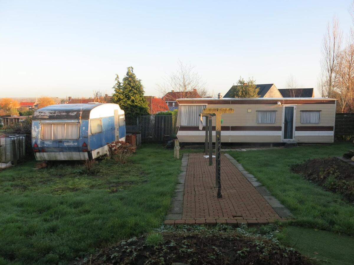 Ruime woning met 6 slaapkamers en panoramisch zicht 