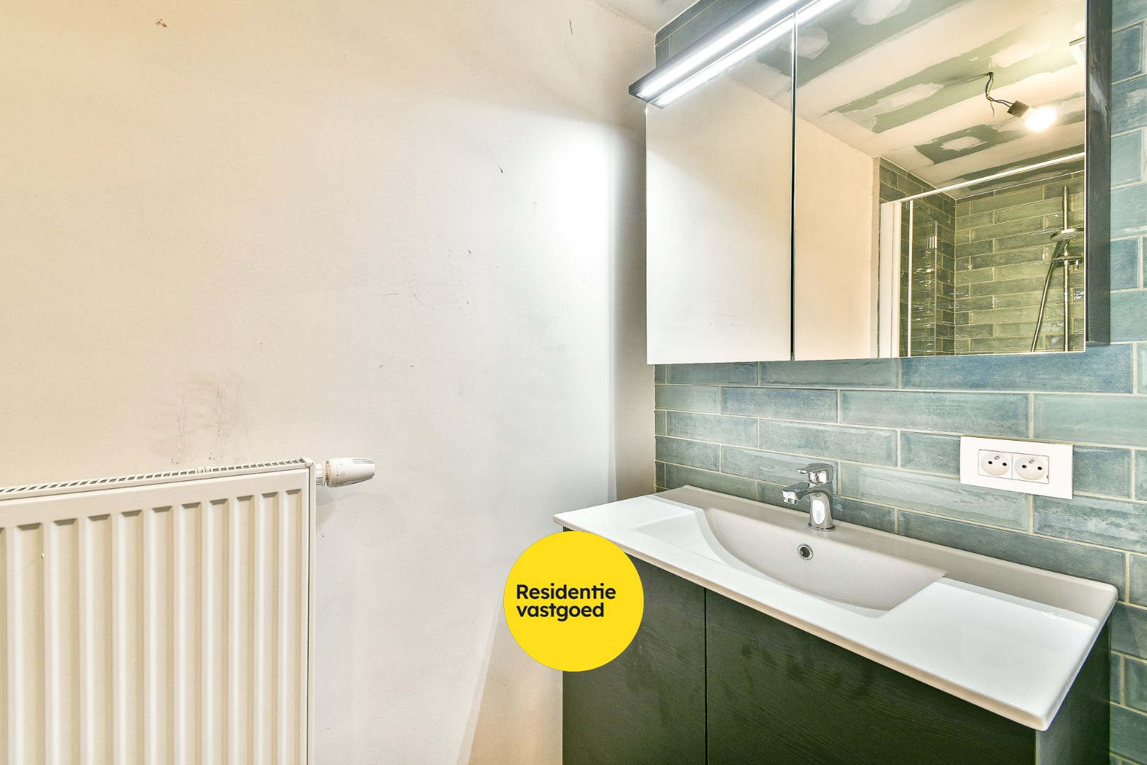 Recent duplex-appartement met standplaats 