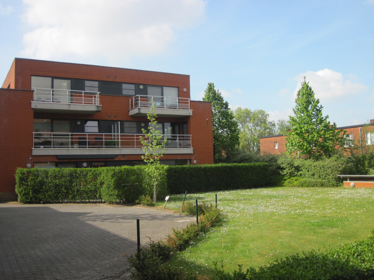Aangenaam, eigentijds appartement met 2 ruime terrassen. 