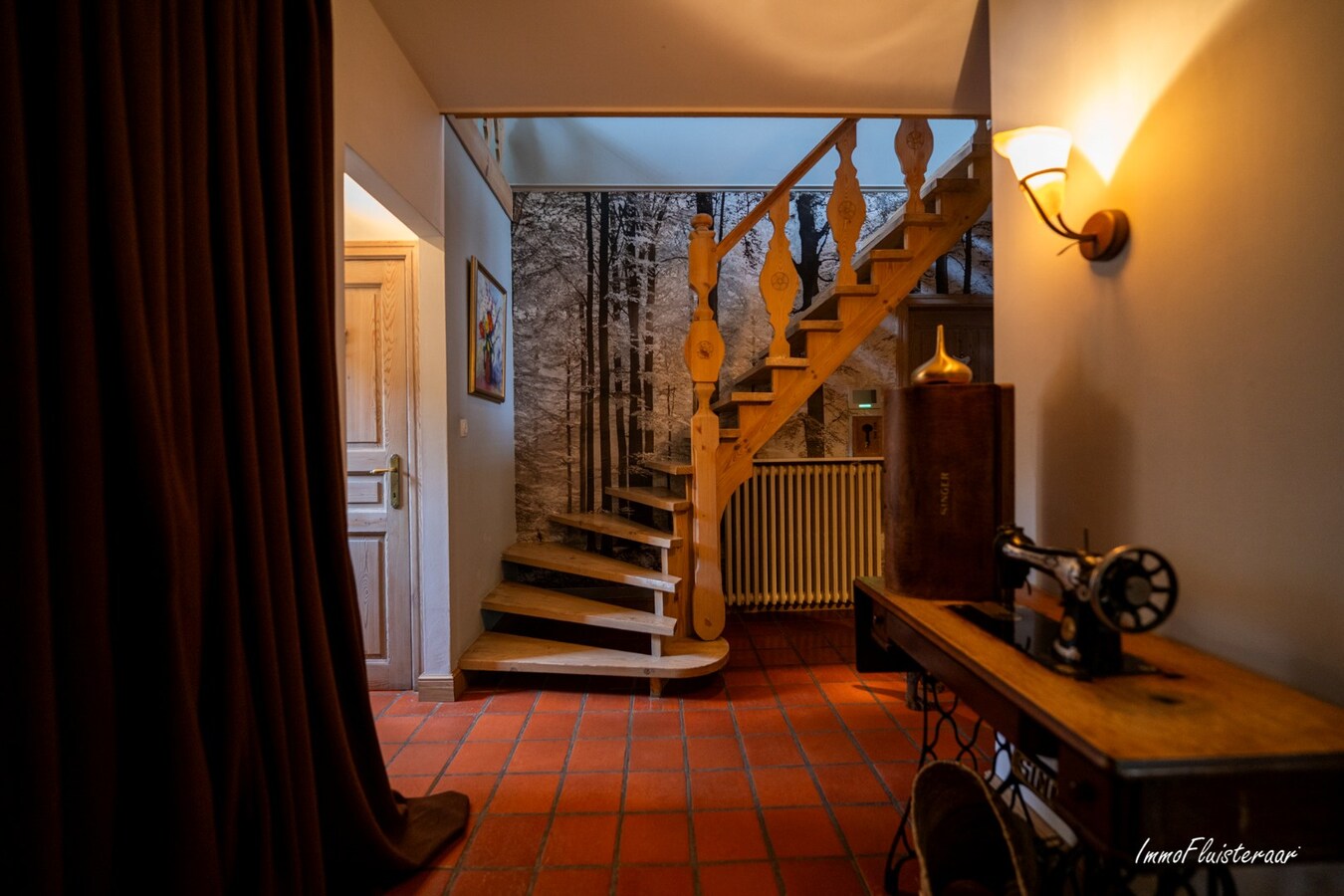 Karakteristieke woning met charmante chalet en paardenfaciliteiten op ca. 9.604 m² te Geel 