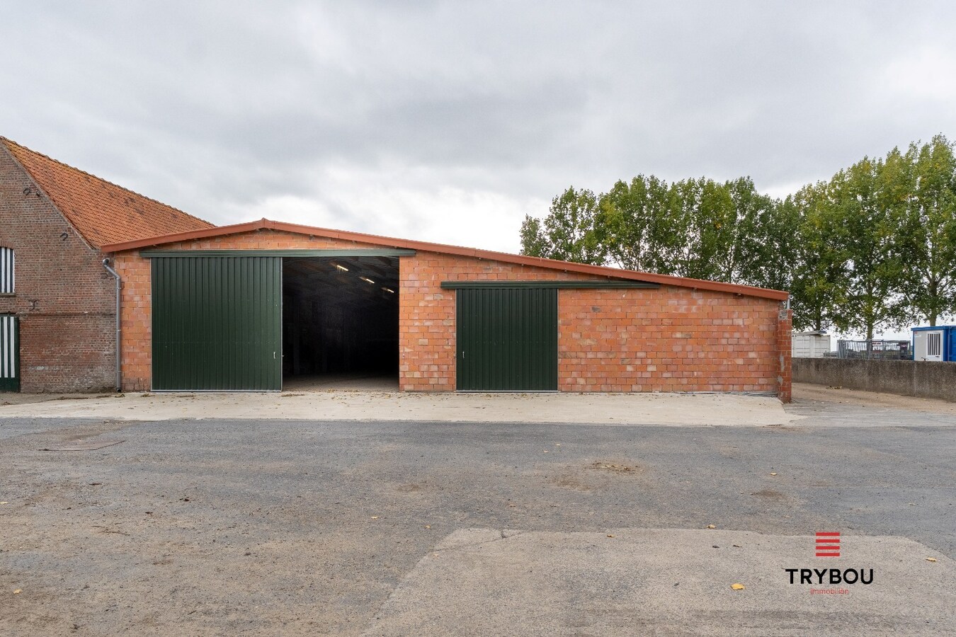 Ruime loods van 600 m² op vlot bereikbare locatie in Ieper 