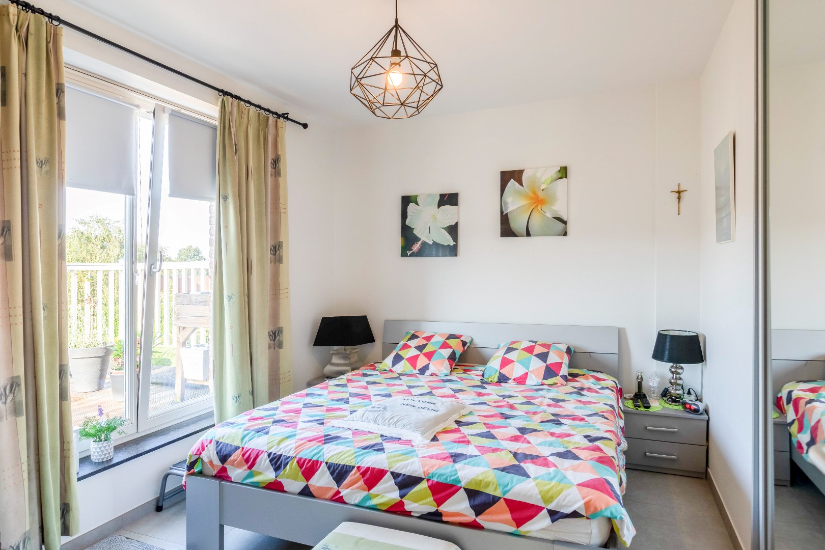 Goed onderhouden app. met groot terras te Astene (bouwjaar 2015) VRIJ BIJ AKTE 