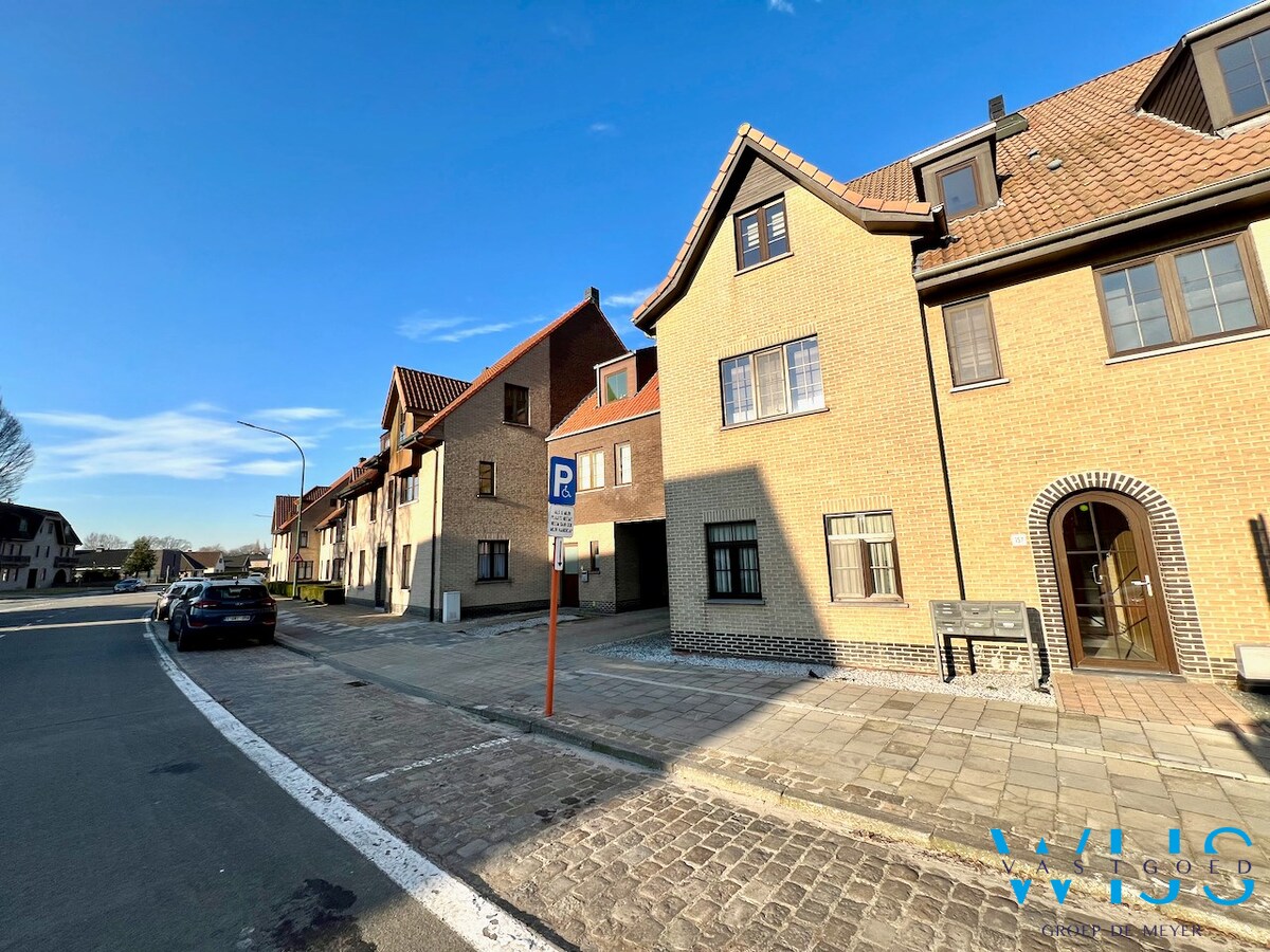 ENERGIEZUINIG appartement met RUIM terras te Rieme ! 