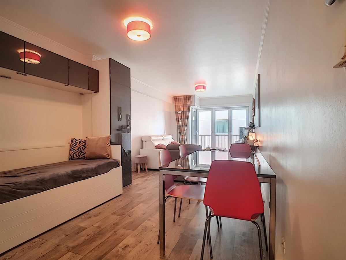 Grote, leuke studio nabij de Zeedijk - Heist 