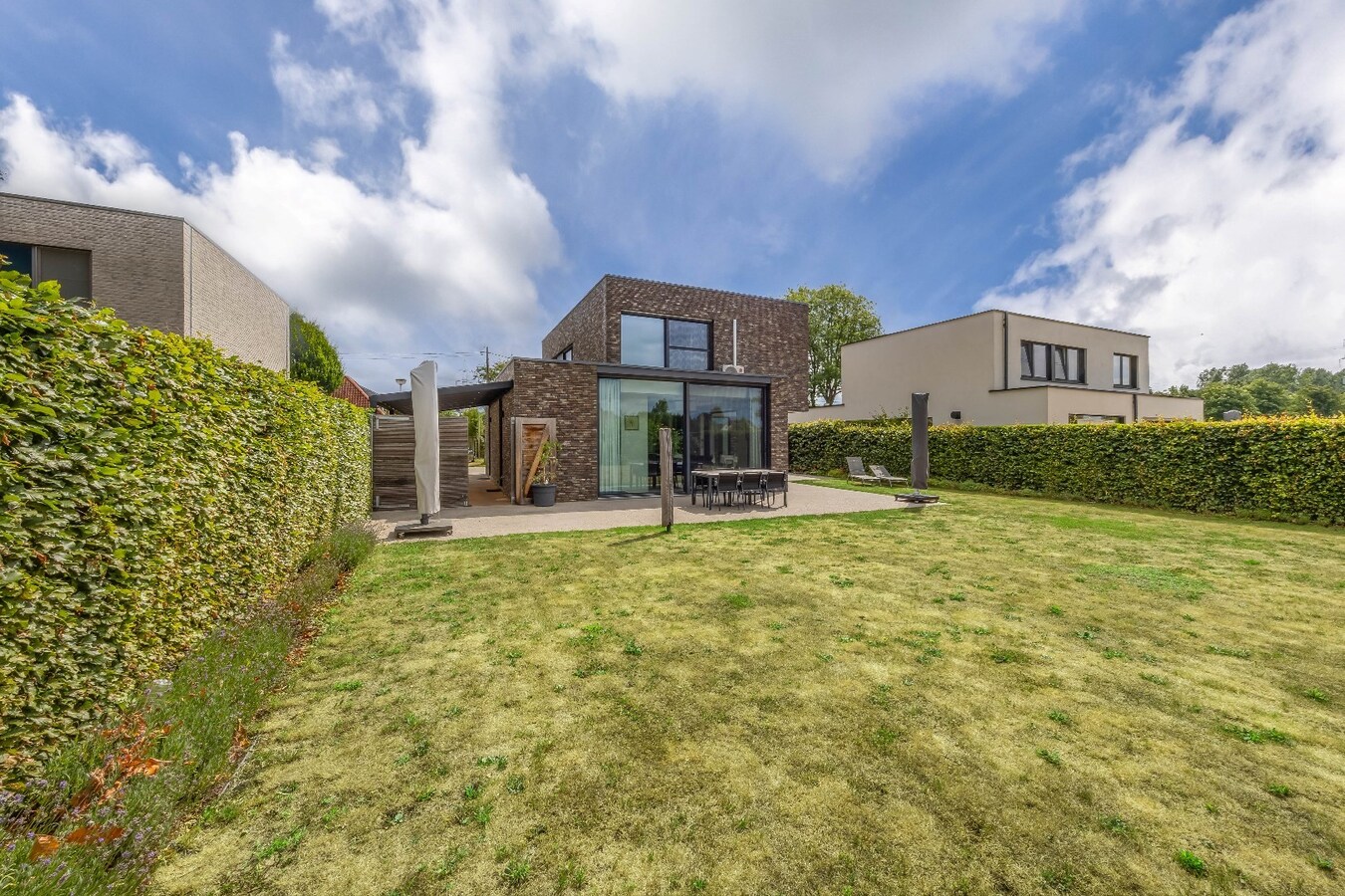 Prachtige, energiezuinige woning met 3 slaapkamers op rustige locatie te Zoersel 