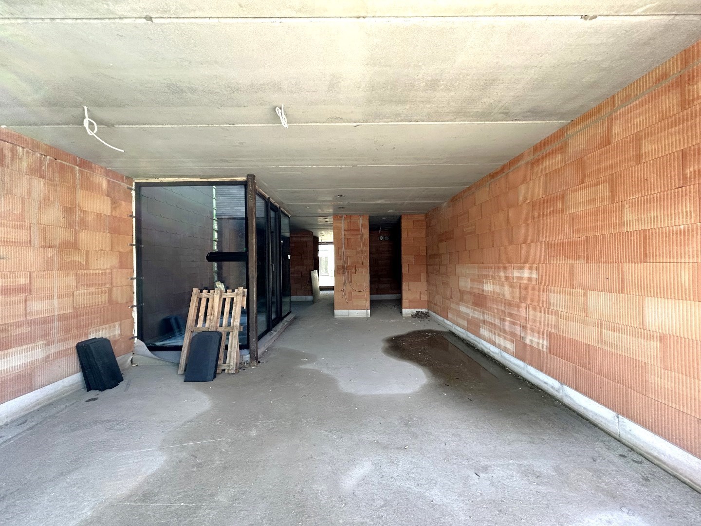 Uitzonderlijk afgewerkte nieuwbouwwoning met 4 slpk. in centrum Geel 