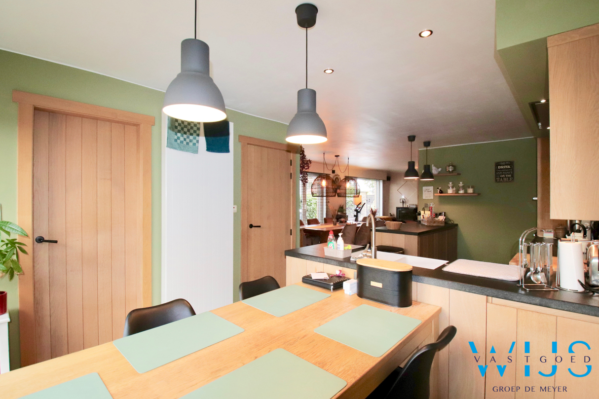 Zeer ruime HOB op een perceel van 934m2 te Evergem ! 