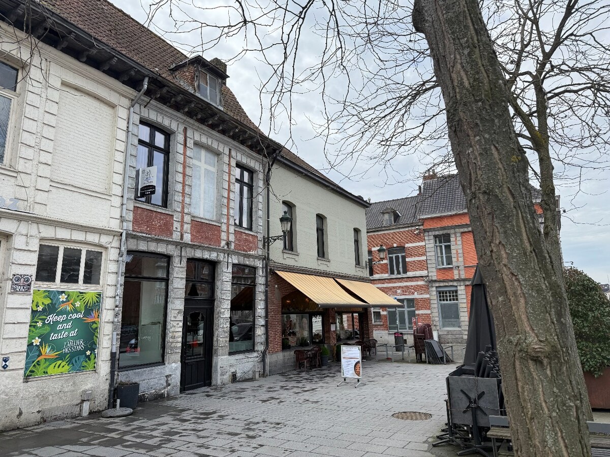 Loué - Commerce - Tournai