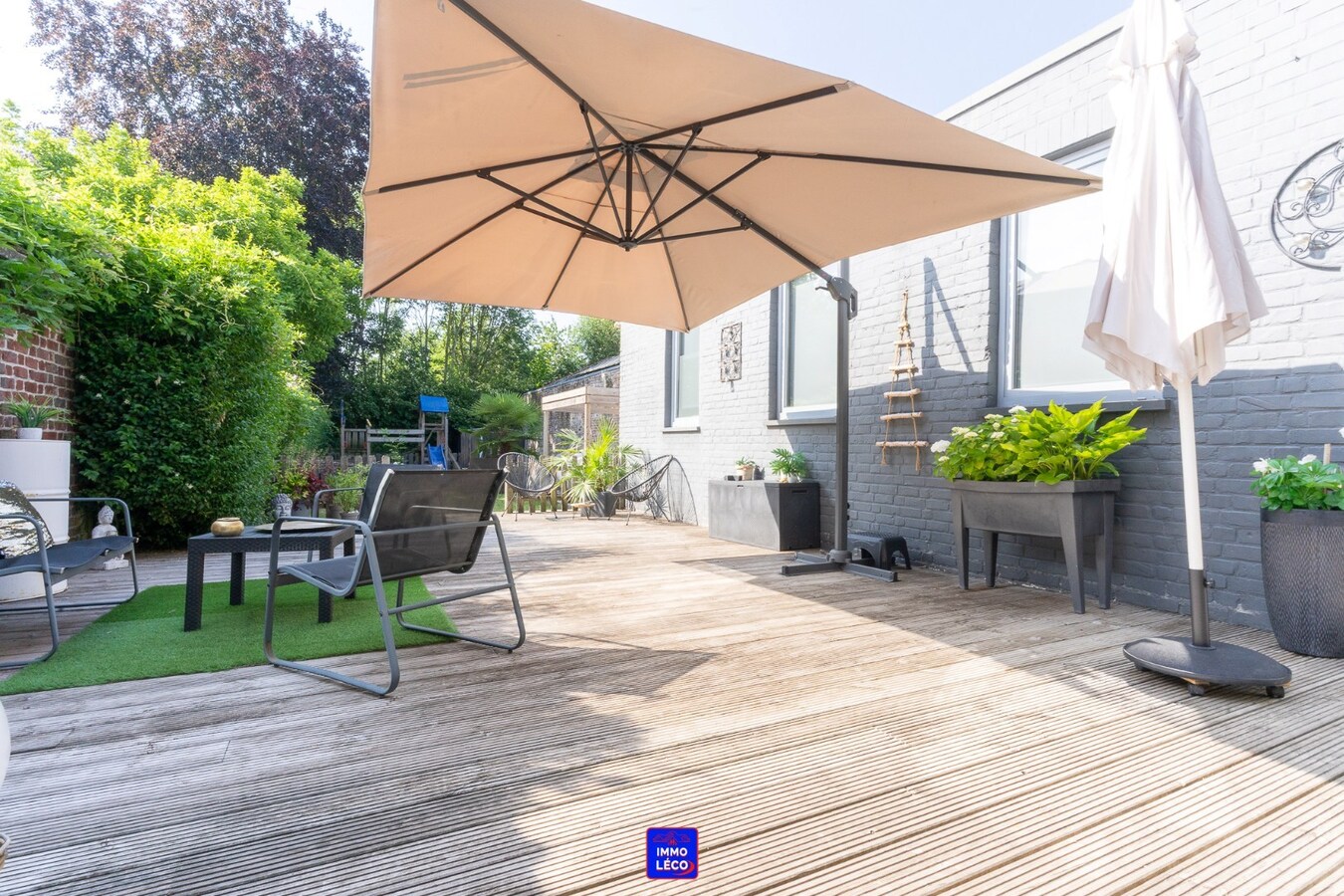 Immeuble de rapport : Habitation &amp; commerce, idéal investisseurs ! 