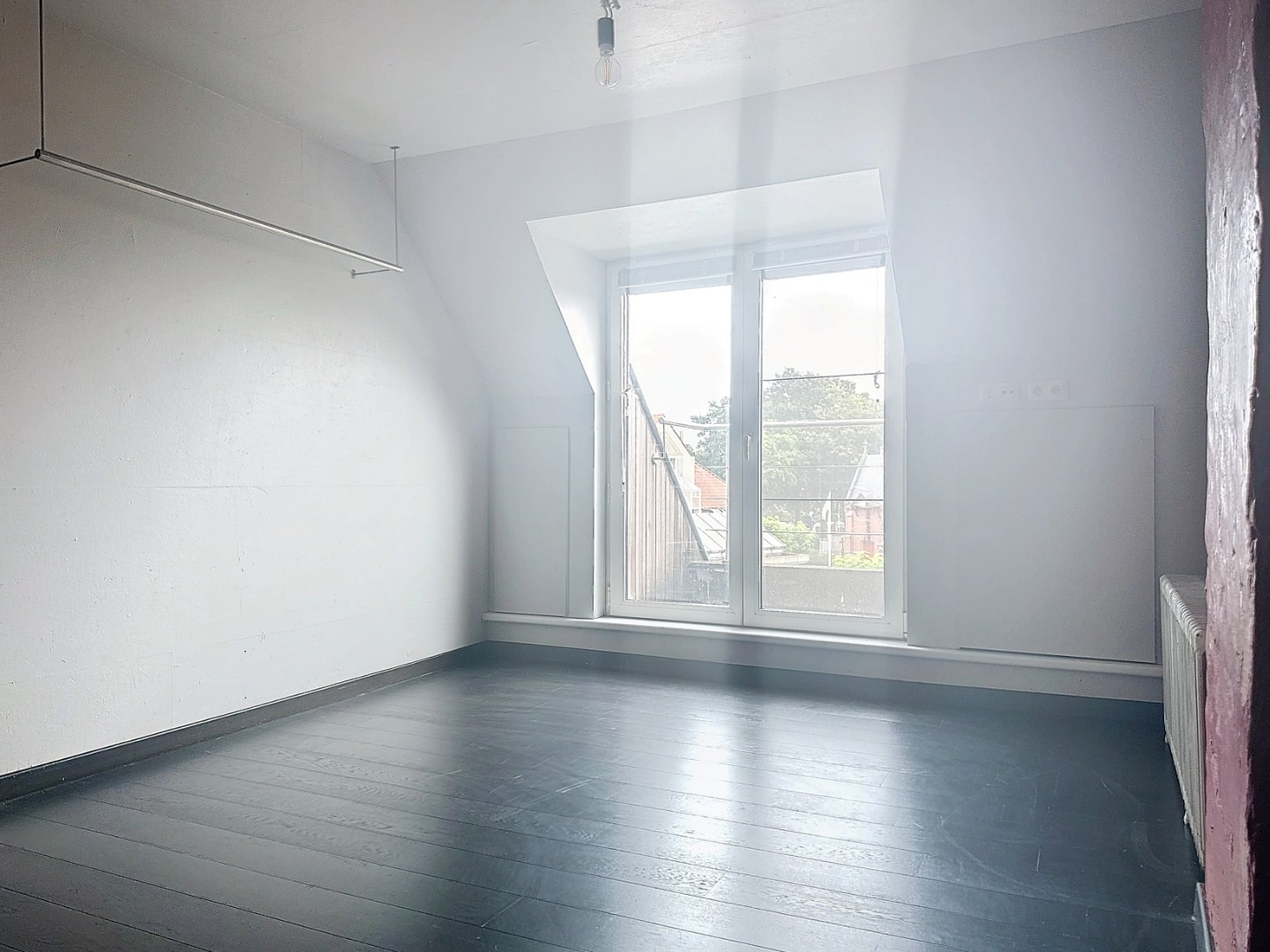 Opbrengsteigendom bestaande uit 3 appartementen + handelsgelijkvloers gelegen in het centrum 