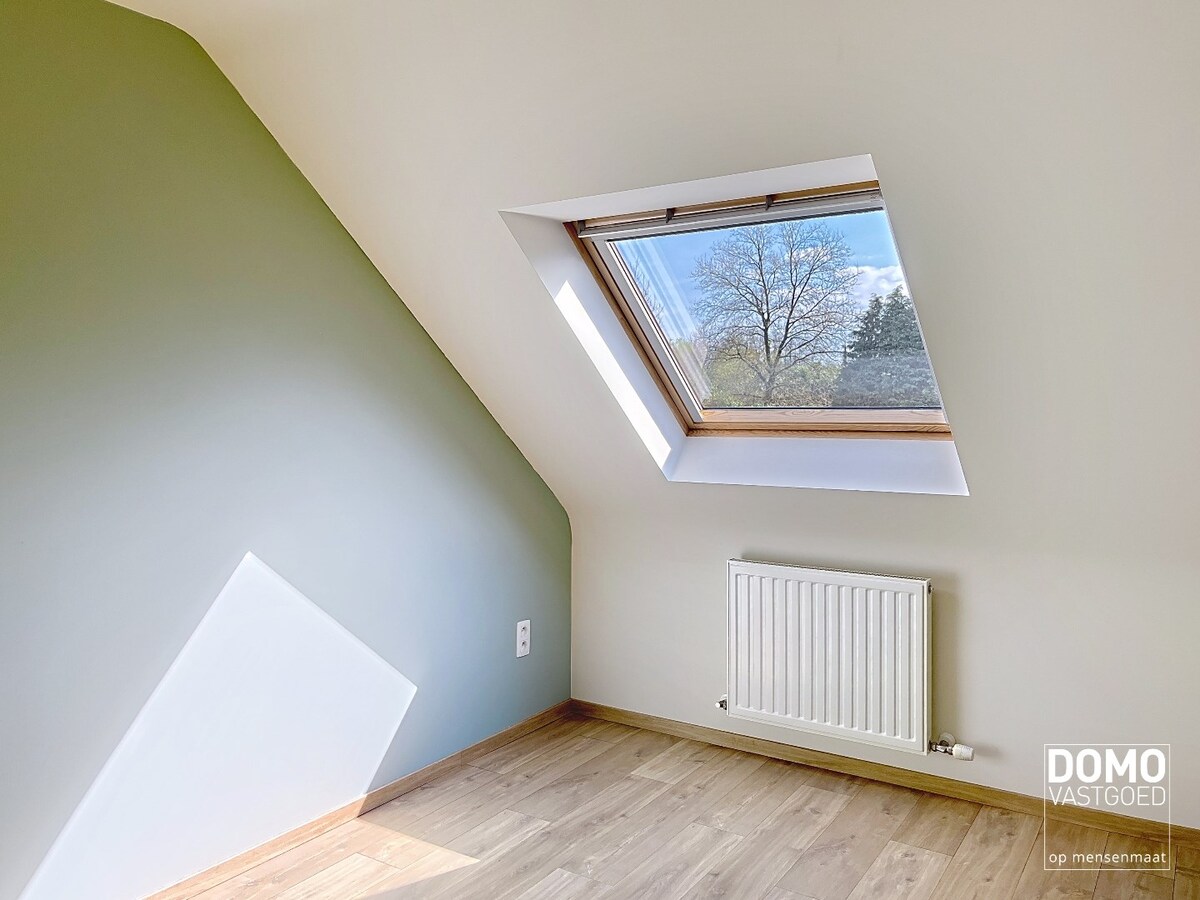 PRACHTIGE WONING MET 3 SLAAPKAMERS EN ZUIDGERICHTE TUIN 